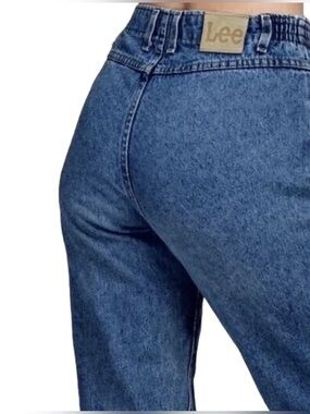 Vintage 90s Mom Jeans | Ultra High Rise